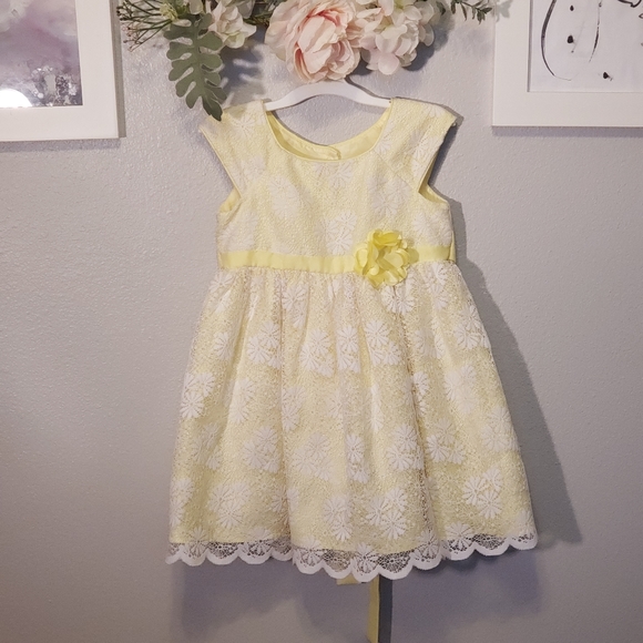 pale yellow lace dress